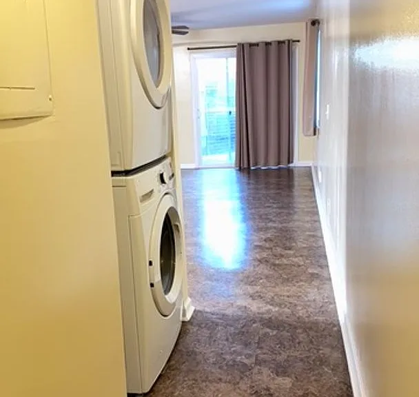 145 Colonial Cir #A1 — Photo 5