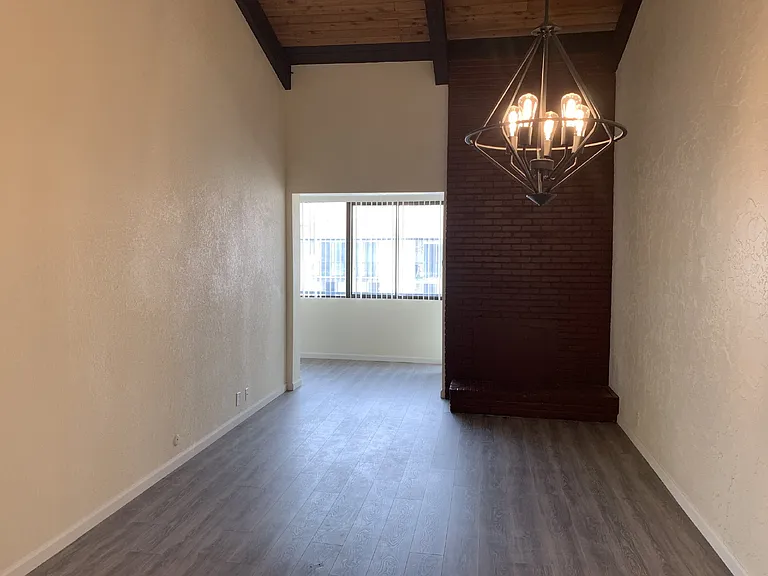 805 29th St #507 — Photo 14