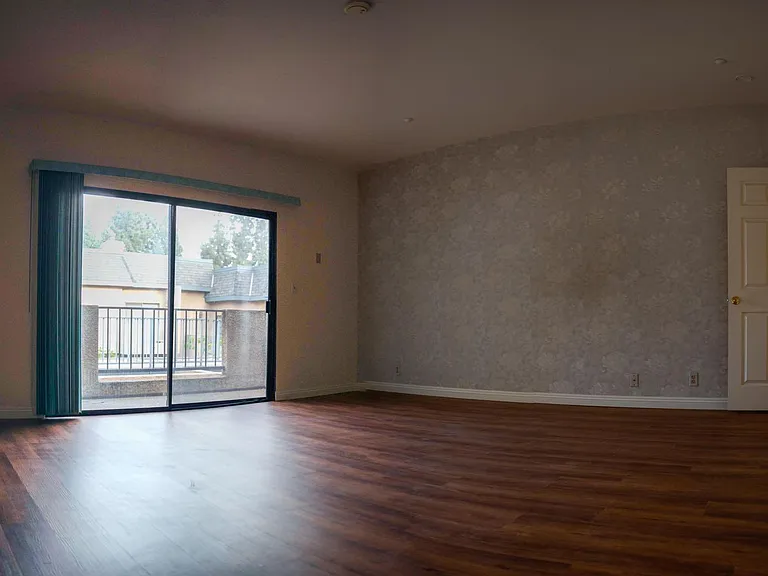 618 Fairview Ave #113 — Photo 11