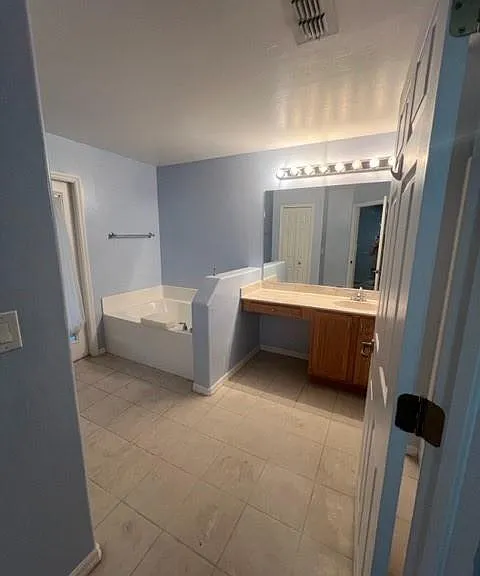 2901 SW 18th Pl — Photo 20