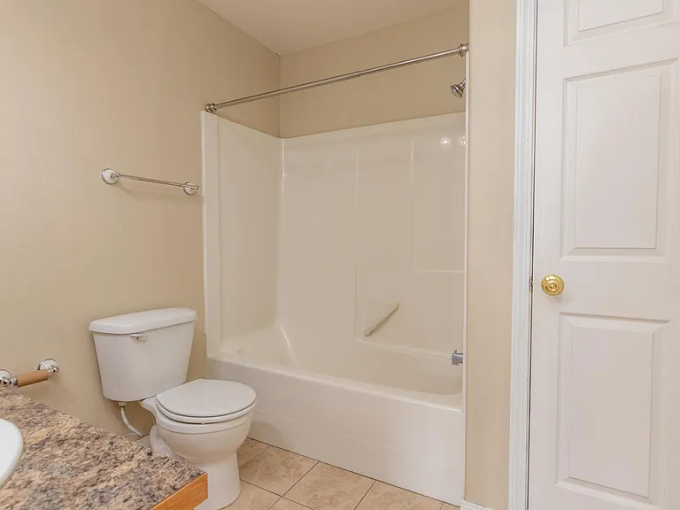 516 S Arthur St — Photo 14