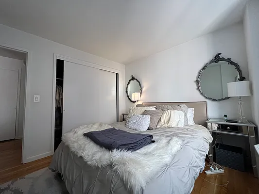 Rented by AZ REALTY NYC LLC | media 17