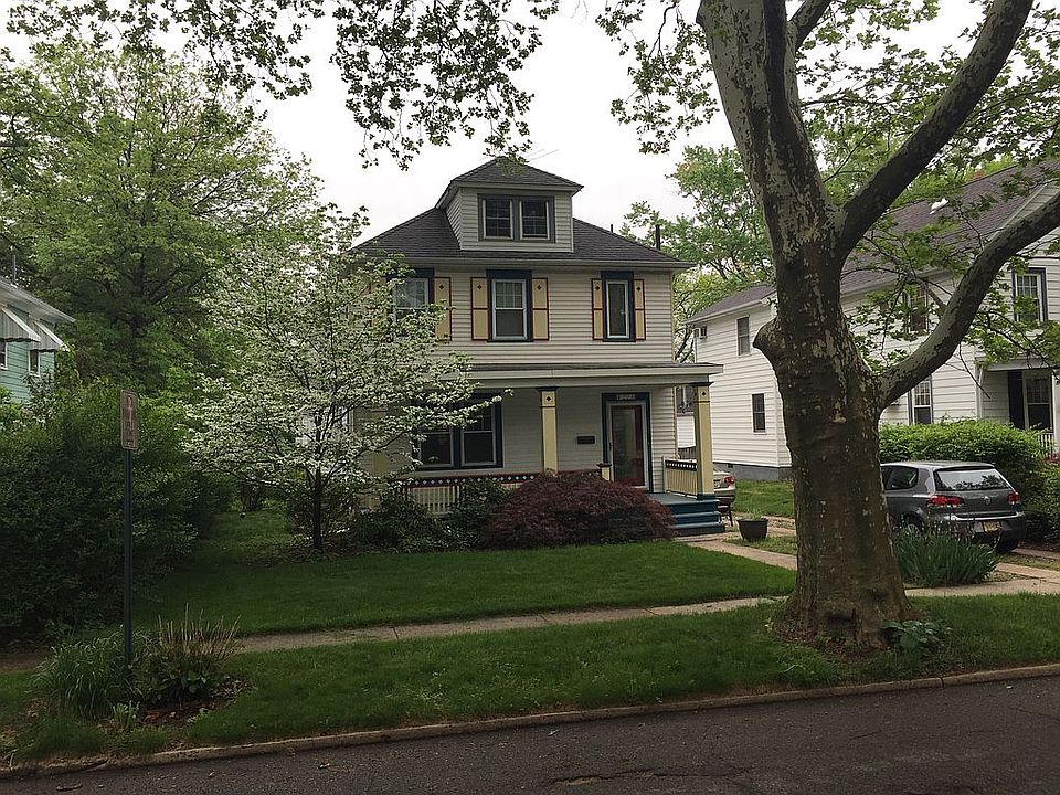 2nd image of 226 Donaldson St