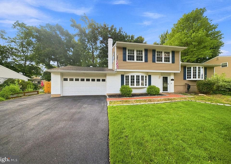 1st image of 2520 Channin Dr
