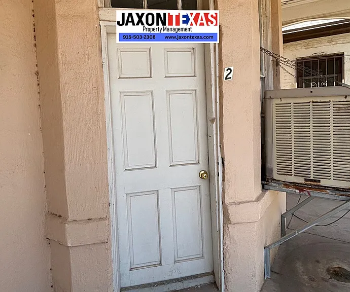 813 N Virginia St #2 — Photo 2