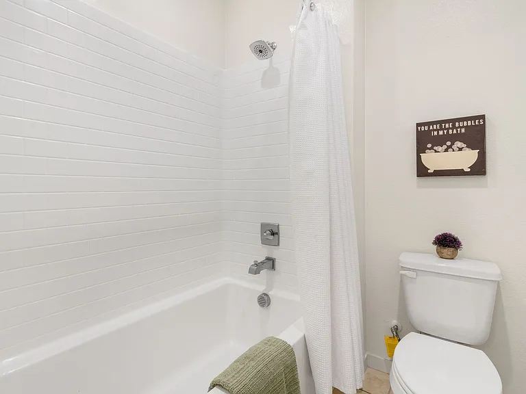 122 Red Brick Dr #3 — Photo 16
