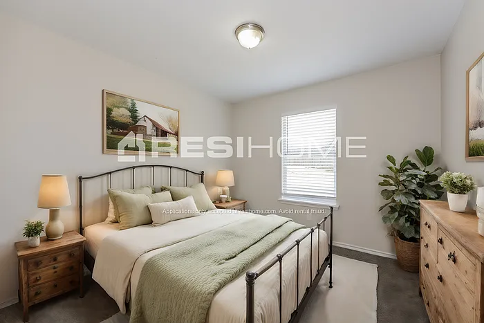 2626 Camel Ct — Photo 9