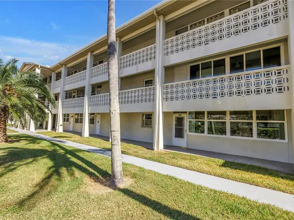 4455 Duhme Rd APT 109, Saint Petersburg, FL 33708
