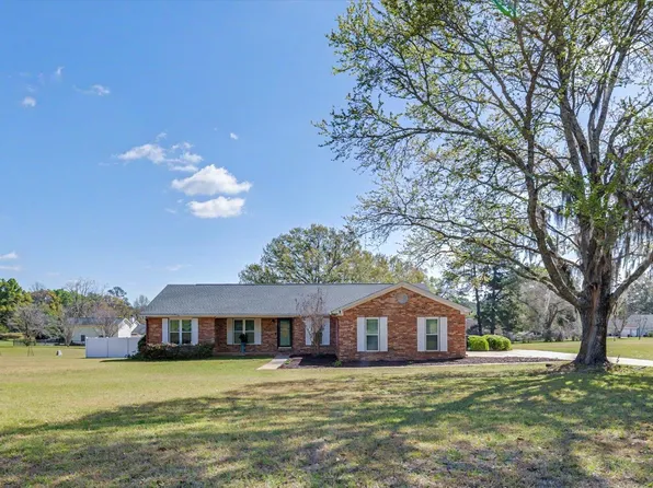 1851 Winery Way, Tallahassee, FL 32317