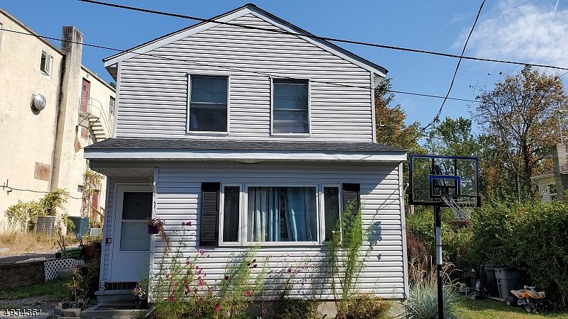 1st image of 31 W Shore Ave