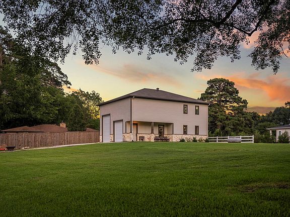 3rd image of 9239 Lake Conroe Dr