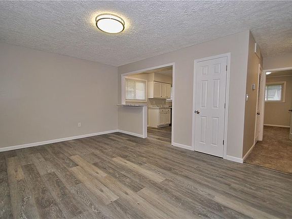 3rd image of 4785 Homewood Dr