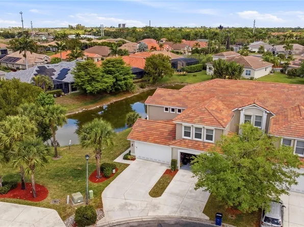 11874 Bayport Ln APT 4, Fort Myers, FL 33908