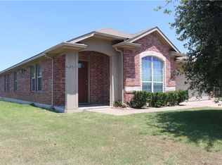 227 Kerley Dr, Hutto, TX 78634