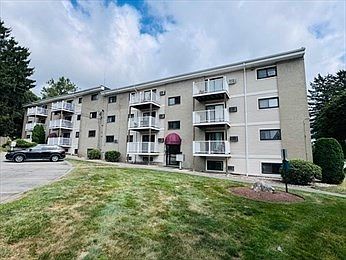 1st image of 37 Hosmer St APT 4