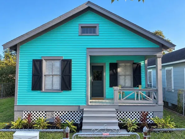 4807 Avenue P 1/2, Galveston, TX 77551