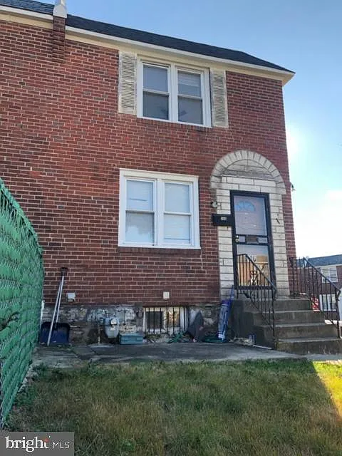 300 Golf Rd photo 1