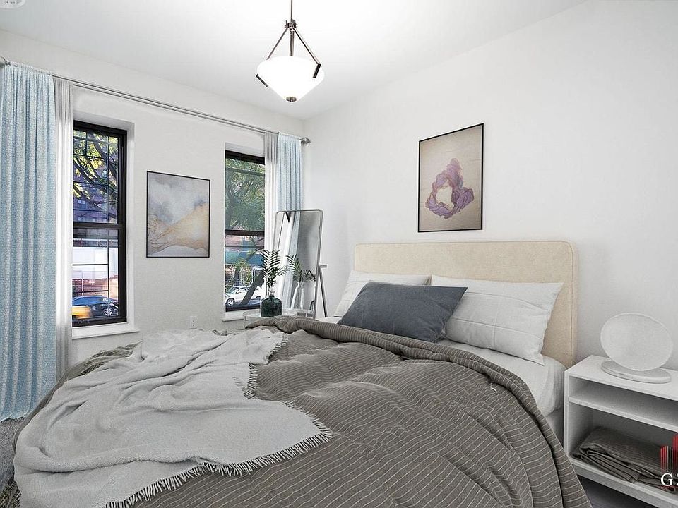 1st image of 2033 1st Ave #5A