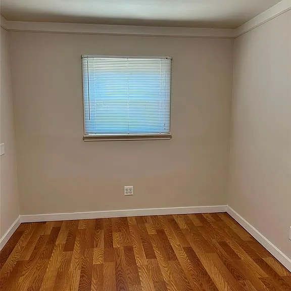 24820 Culver St — Photo 7