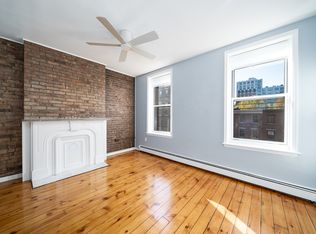 206 Warren St APT 3R, Jersey City, NJ 07302