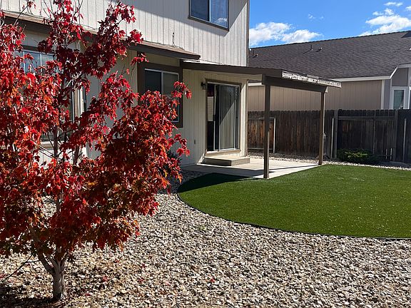 3rd image of 2826 Pinebrook Dr