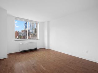 420 W 42nd St APT 7B, New York, NY 10036