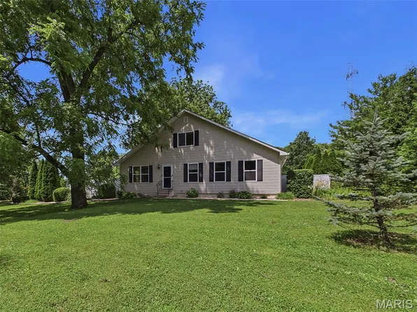 5906 Galli Ln, Collinsville, IL 62234