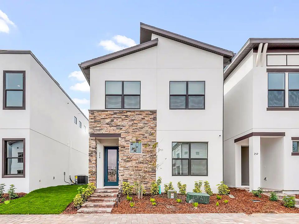 1st image of 248 Villa Domani Cir