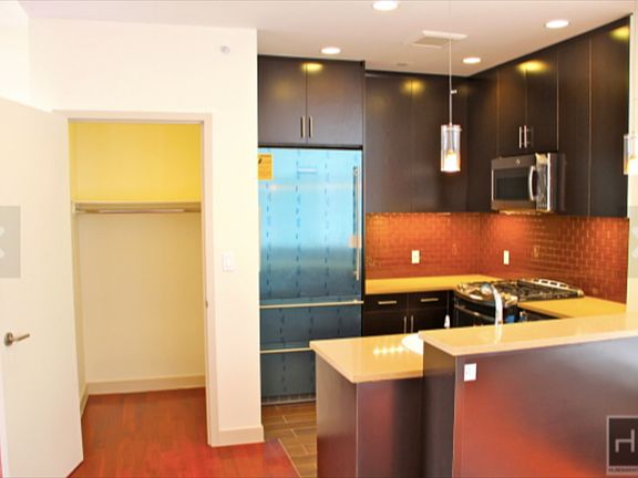 4th image of 4237 27th St APT 5A