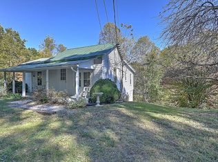 104 Wright Ln, Bristol, TN 37620