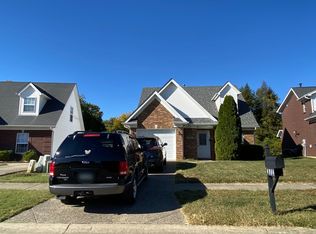 4904 Celeste Dr, Louisville, KY 40228