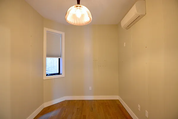 Rented by Yaffa Realty LLC | media 20