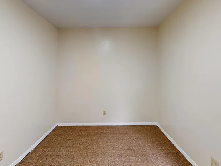 83 Nash St — Photo 9