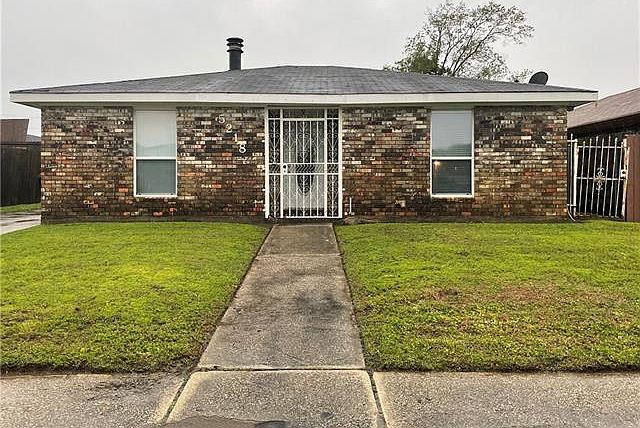 1st image of 5218 Wentworth Dr