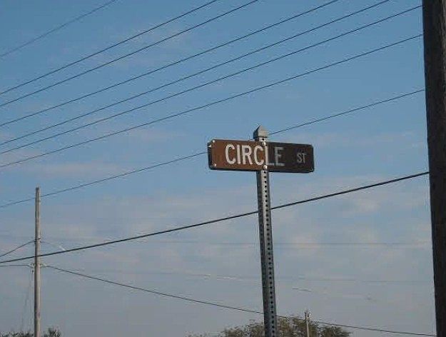 2nd image of 42 Circle St