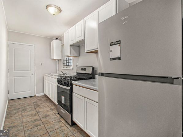 atlanta-georgia-455967443 picture