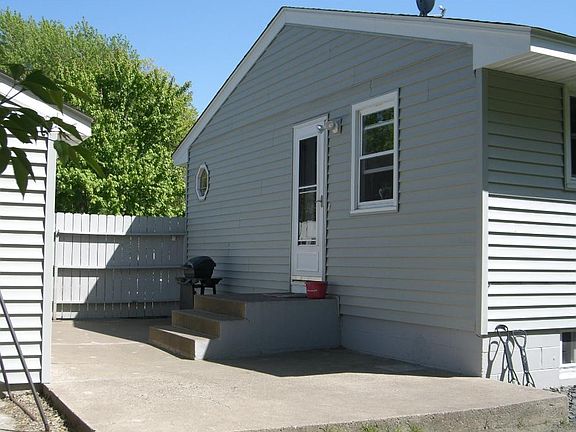 2nd image of 6701 Zealand Ave N