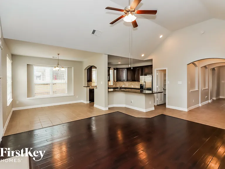 10911 Visconti Ct — Photo 4