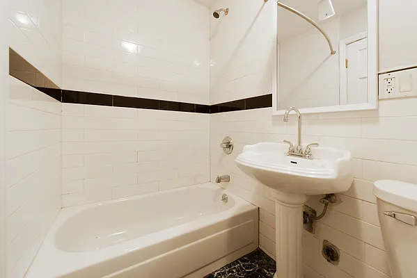 Rented by Maplewood Management | media 26