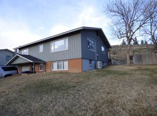 101 Moon Circle Dr #B, Livingston, MT 59047