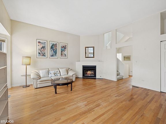 4th image of 5230 S Cornell Ave APT A