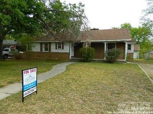2424 W Summit Ave, San Antonio, TX 78228
