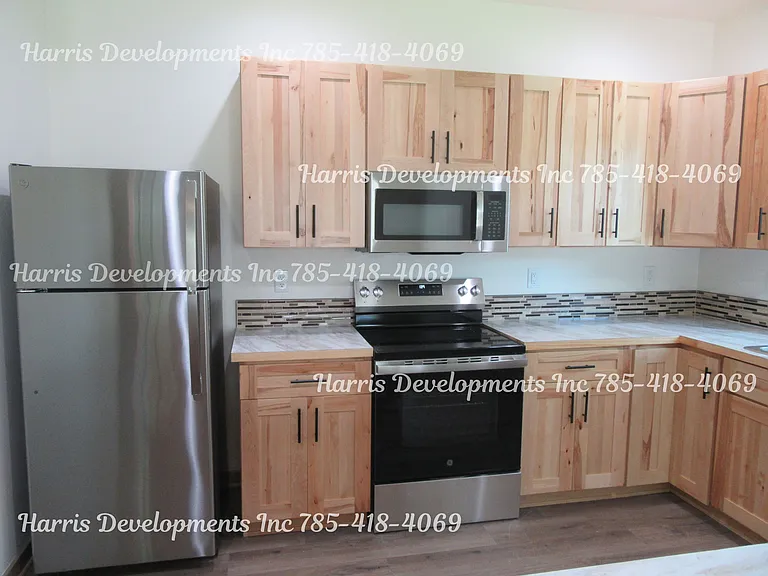312 S Cherry St — Photo 4