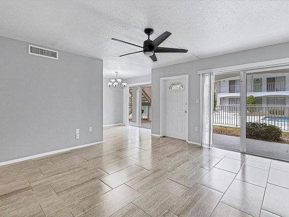 5th image of 4035 S School Ave APT C4