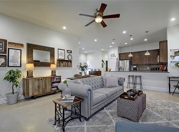 4th image of 5805 Nasco Dr #B