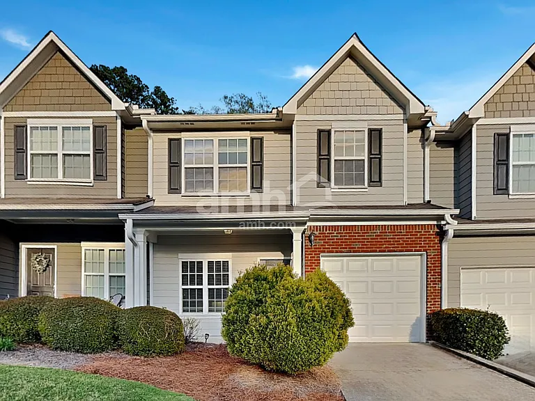 3198 Cedar Glade Ln — Photo 1