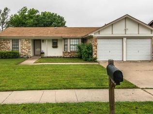 7525 Clover Ln, Watauga, TX 76148