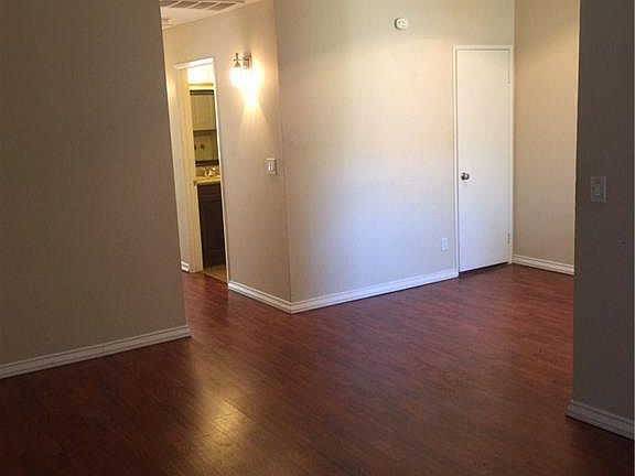3rd image of 27979 Sarabande Ln #J322