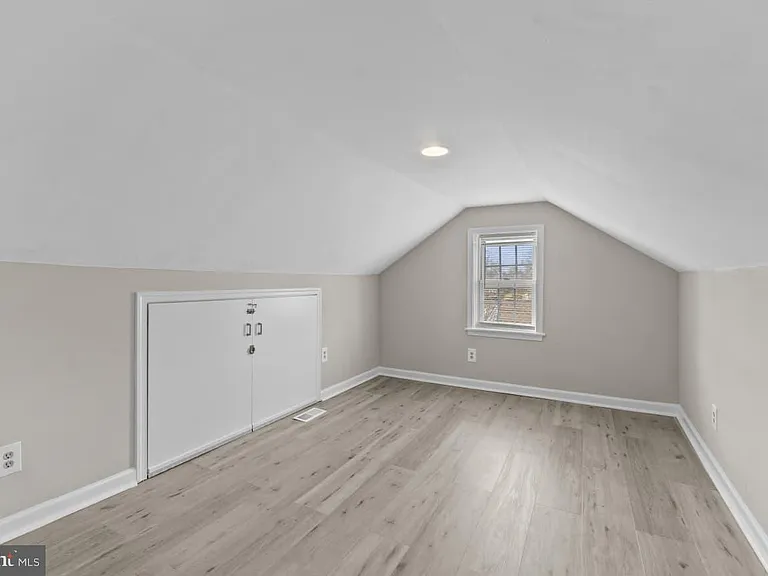 2528 Wendover Rd #B — Photo 21