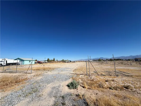 2360 Bennet St, Pahrump, NV 89048